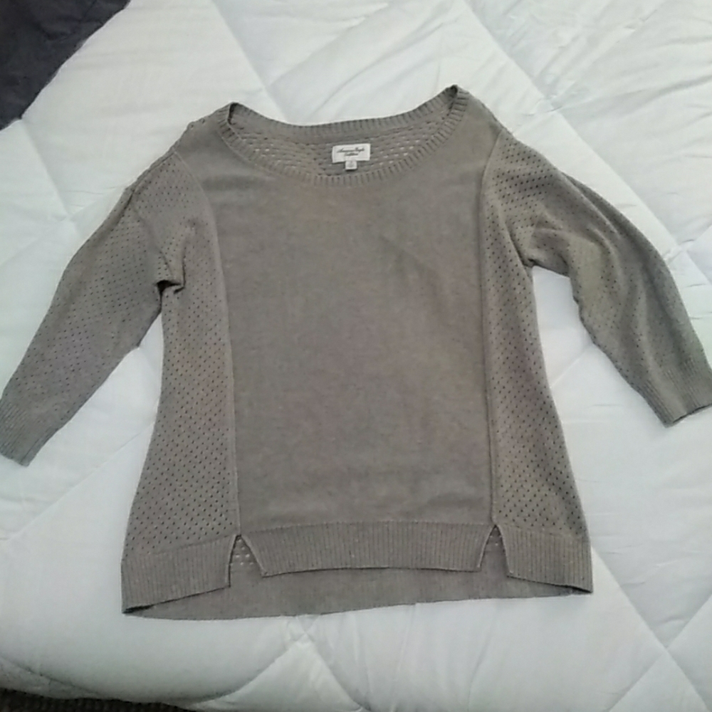 American Eagle Sweater